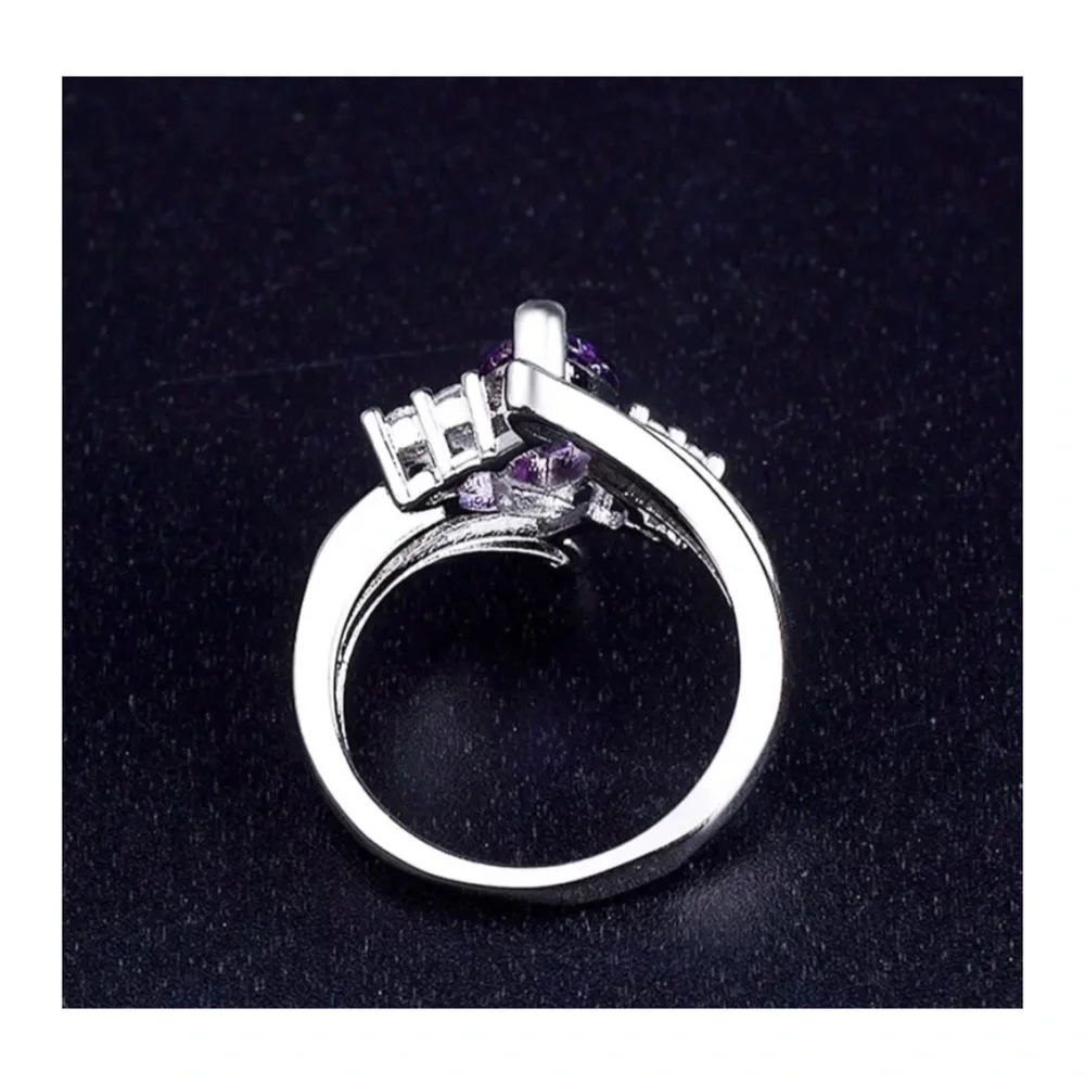 PURPLE GEMSTONE RING - Picture 4 of 8